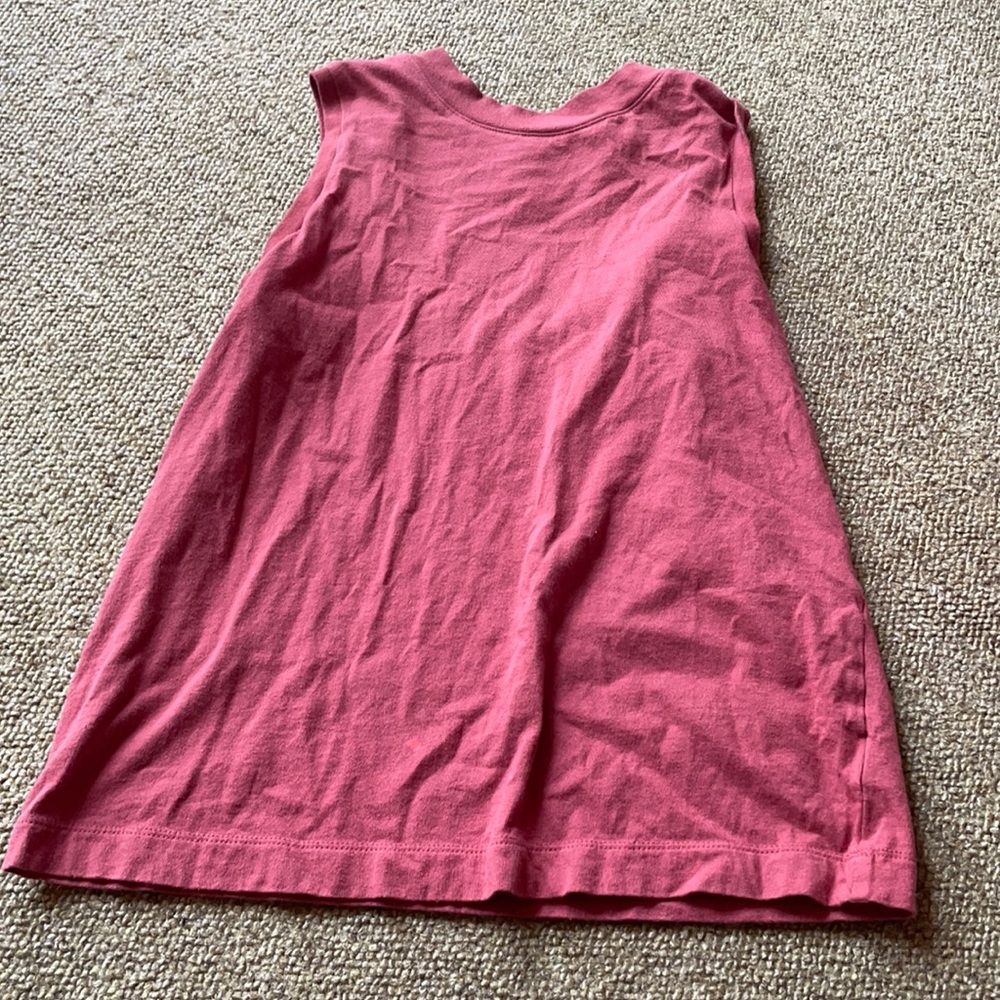 Long muscle tank